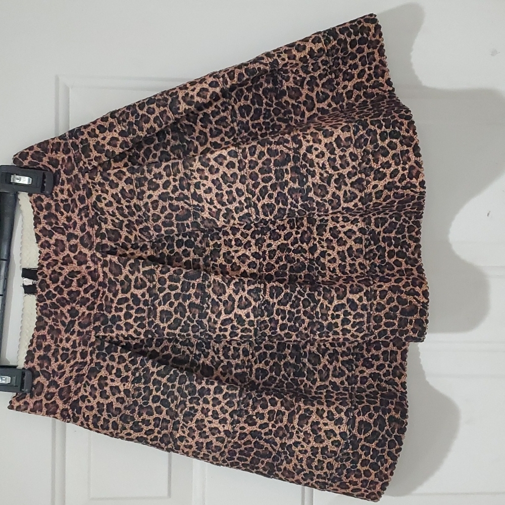 Aqua leopard print pleated skirt